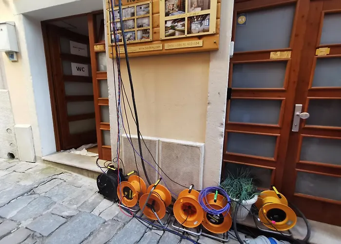 Traditional Apartman *