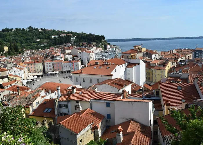 Traditional Apartman *